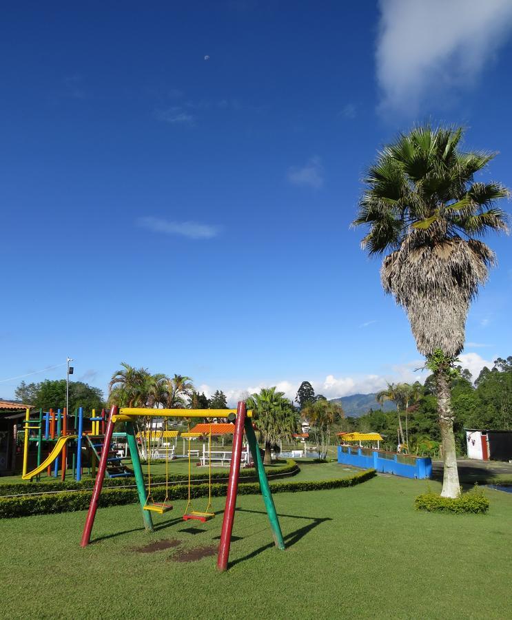 Finca Recreacional Marcelandia Santa Rosa de Cabal Luaran gambar